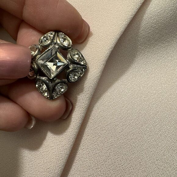 Vintage Barbie Baby Pink Rhinestone Silk Blazer and Skirt Suit Set Size 10 - Picture 4 of 12